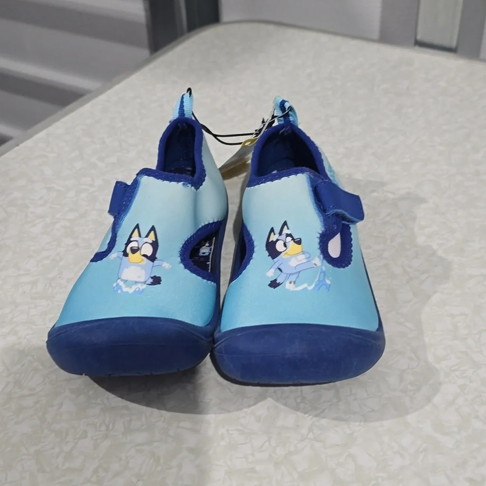 Bluey water shoes